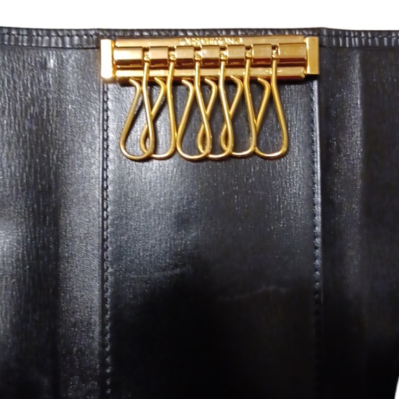 ✨️LOUIS VUITTON EPI LEATHER 6 KEY HOLDER - Picture 13 of 15